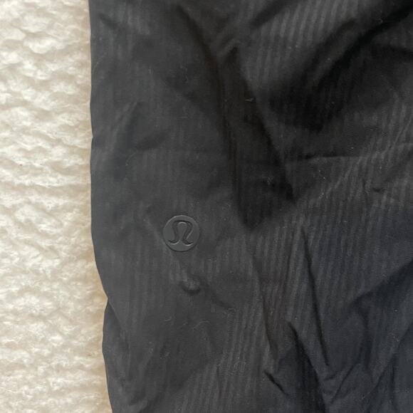 Lululemon Pants Womens 4 Black Beyond The Studio Crop High Rise Athletic Jogger - Picture 7 of 12